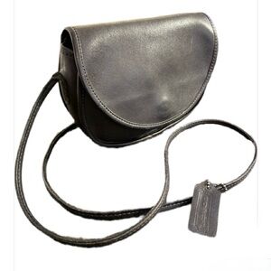 Vintage Genuine COACH Casey Black Leather Crossbody Bag